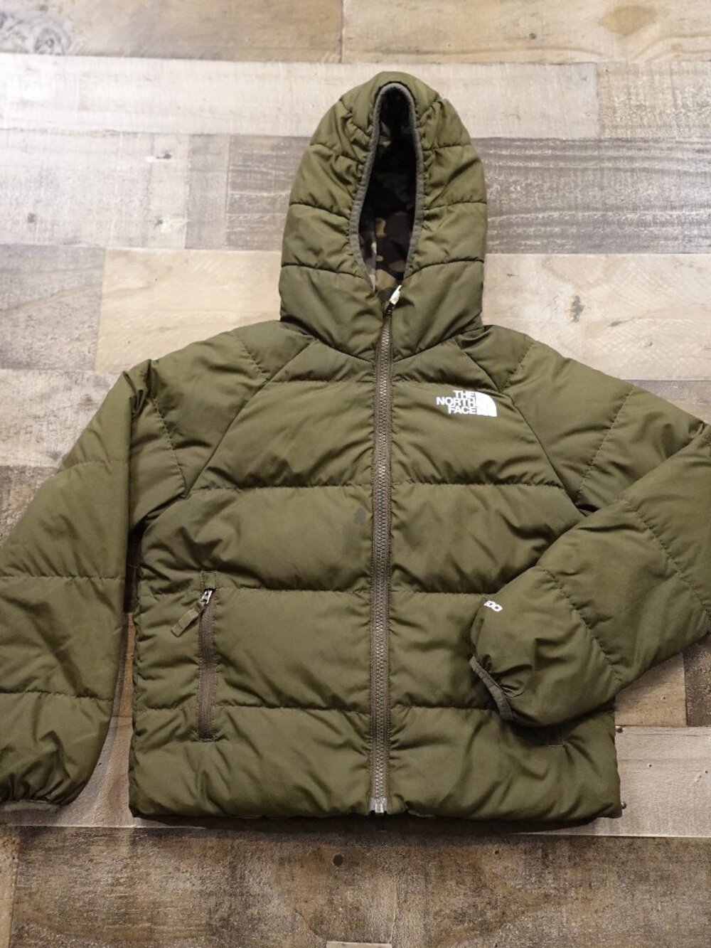 The North Face 600 Down Reversible Hooded Jacket Boys S 7/8 Olive Green Camo
